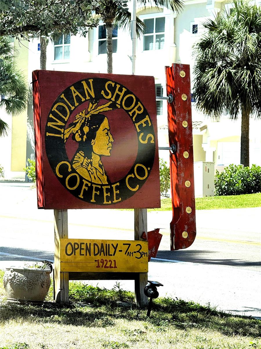 19020 GULF BLVD #8, INDIAN SHORES, FL, 33785