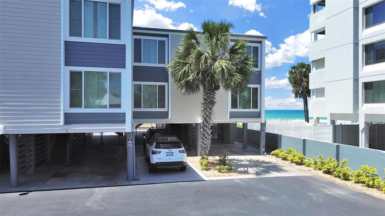 19020 GULF BLVD #8, INDIAN SHORES, FL, 33785