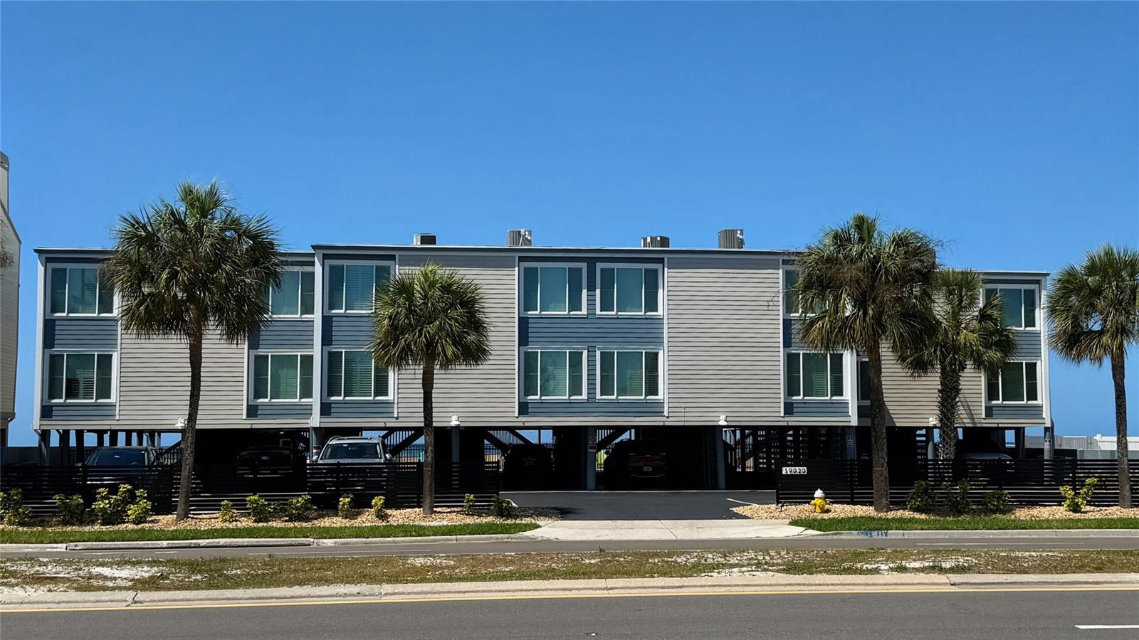 19020 GULF BLVD #8, INDIAN SHORES, FL, 33785