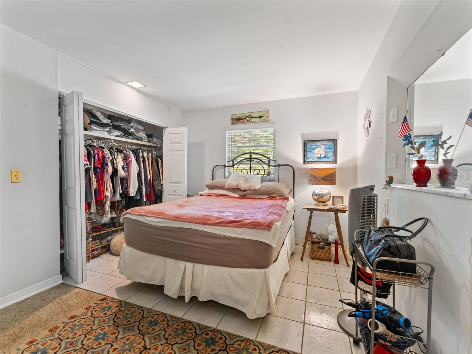 12510 NOREAST LAKE DR, TAMPA, FL, 33612