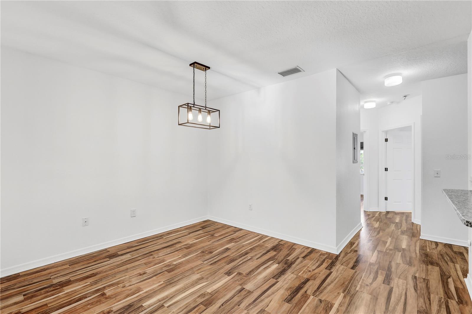 6014 PORTSDALE PL #202, RIVERVIEW, FL, 33578