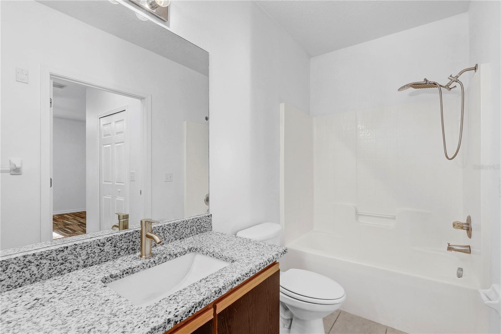 6014 PORTSDALE PL #202, RIVERVIEW, FL, 33578