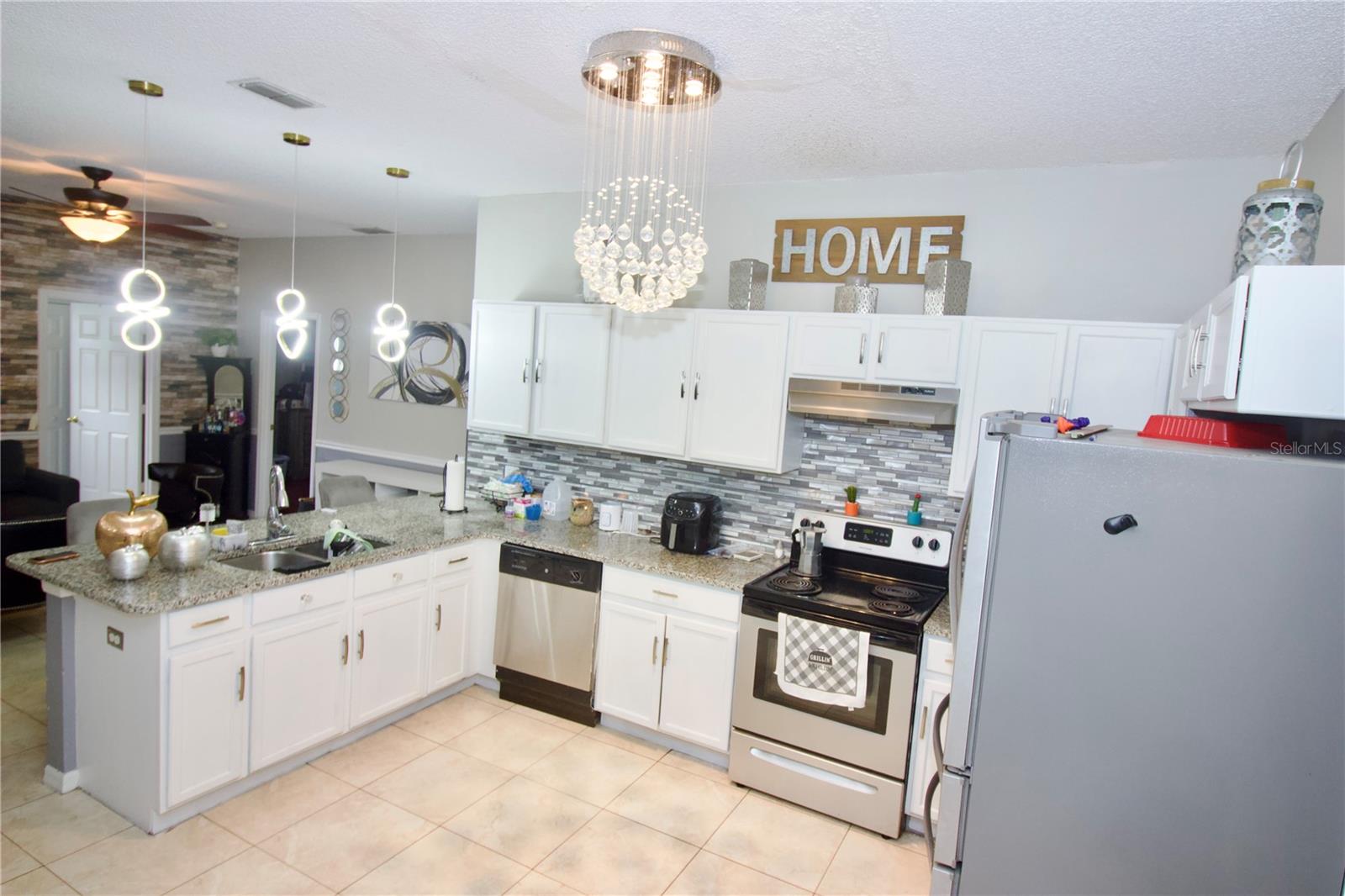 302 FERRARA CT, KISSIMMEE, FL, 34758