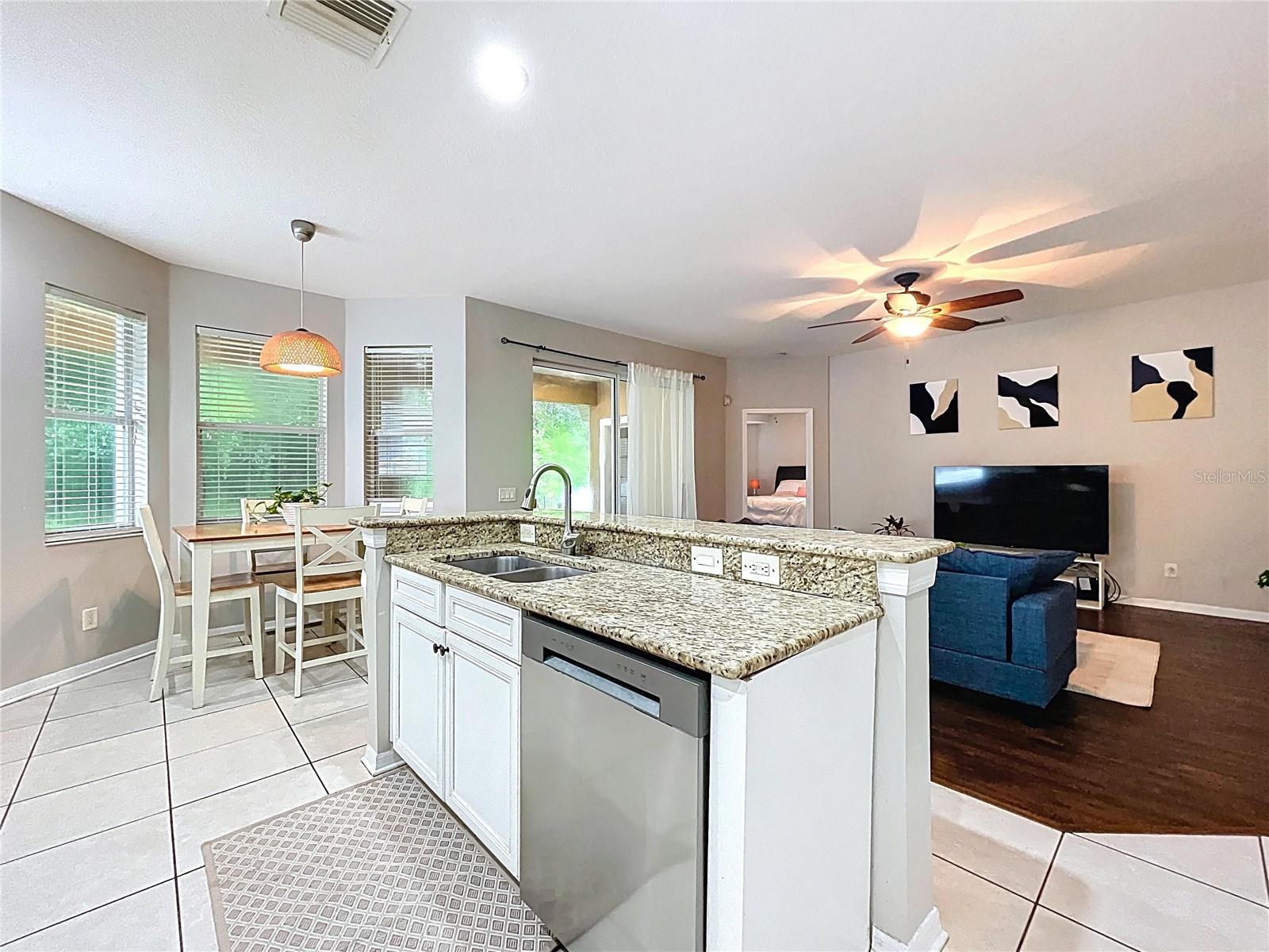 19540 SUNSET BAY DR, LAND O LAKES, FL, 34638