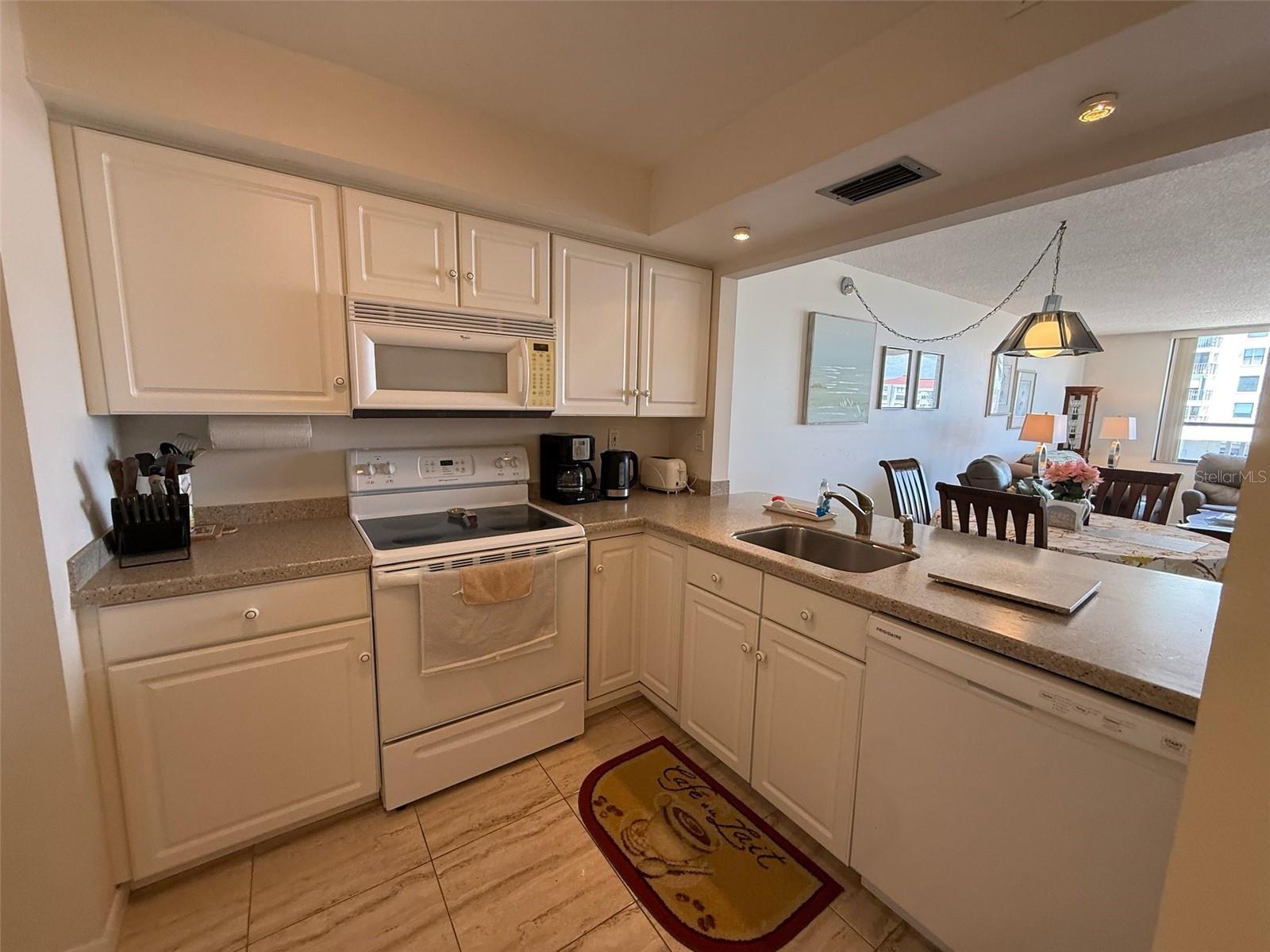 6279 SUN BLVD #403, ST PETERSBURG, FL, 33715