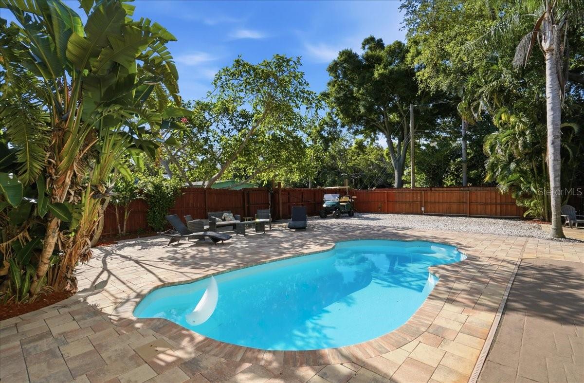 700 66TH AVE S, ST PETERSBURG, FL, 33705