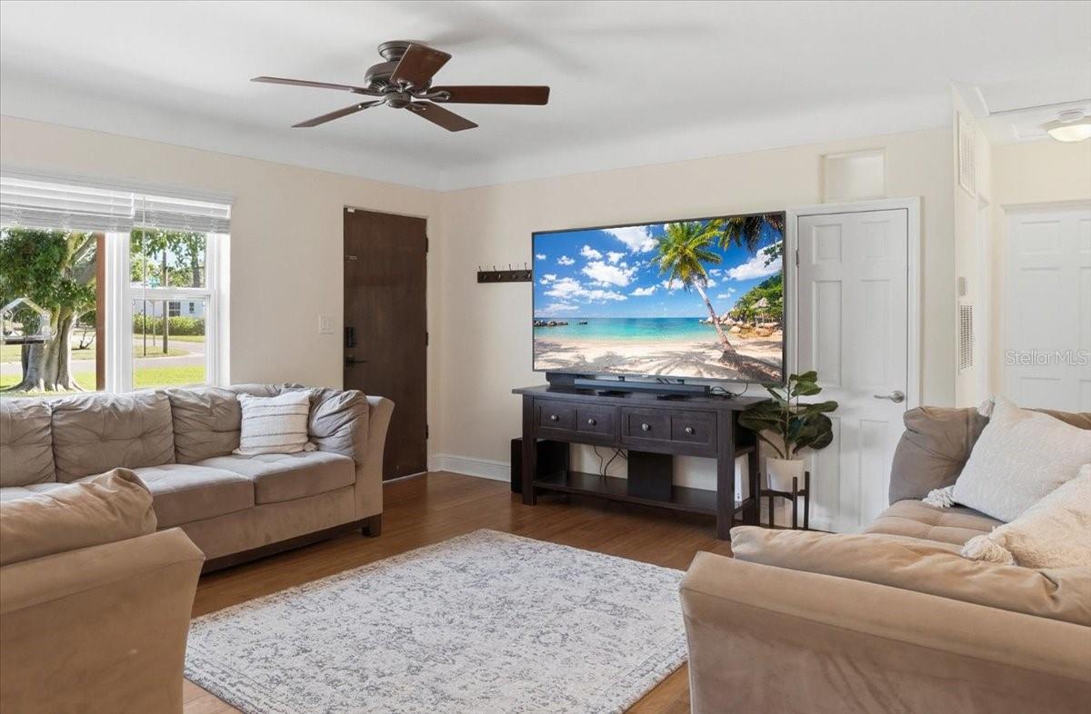 700 66TH AVE S, ST PETERSBURG, FL, 33705