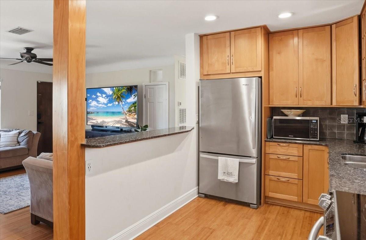 700 66TH AVE S, ST PETERSBURG, FL, 33705