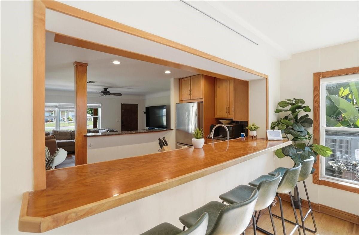 700 66TH AVE S, ST PETERSBURG, FL, 33705