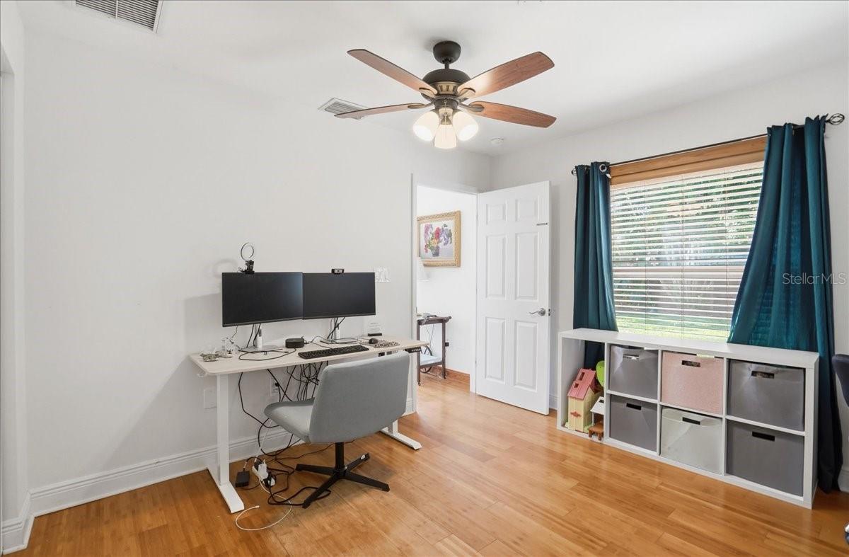 700 66TH AVE S, ST PETERSBURG, FL, 33705