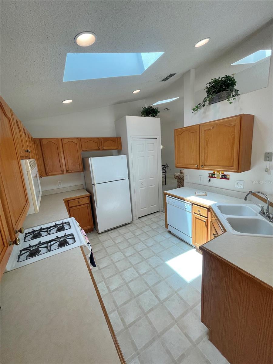 2511 LA JOLLA TRL, KISSIMMEE, FL, 34747