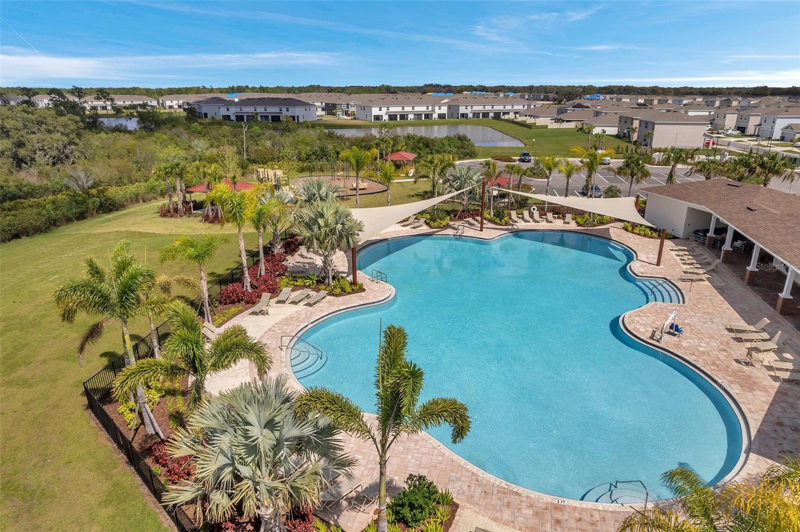 4966 AVALON PARK BLVD, WESLEY CHAPEL, FL, 33545