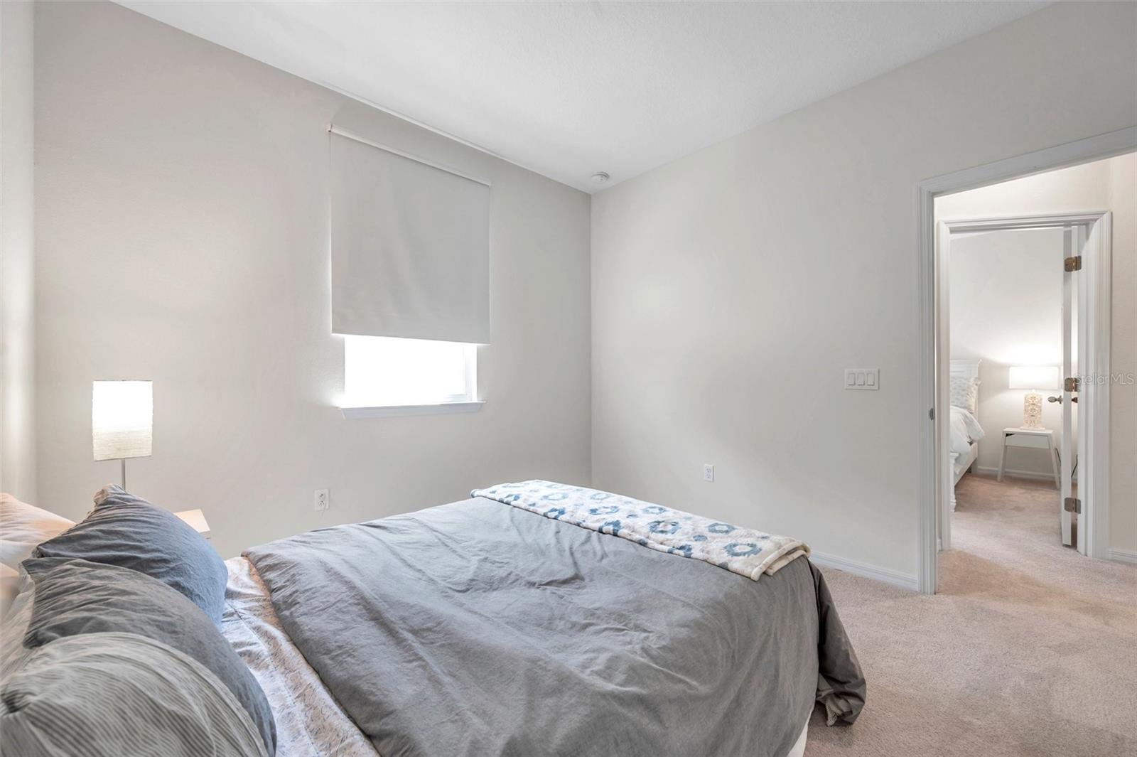 4966 AVALON PARK BLVD, WESLEY CHAPEL, FL, 33545