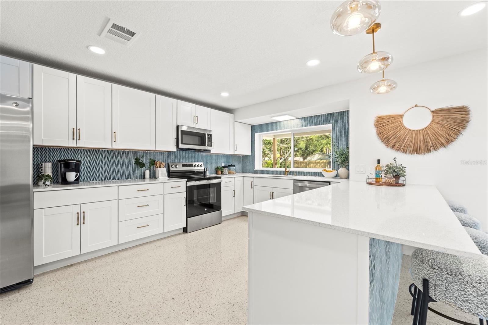 13397 86TH AVE, SEMINOLE, FL, 33776