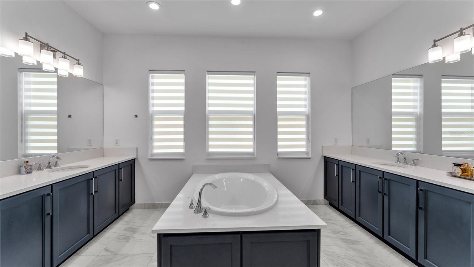 3405 JUNIPER SPRINGS ST, WESLEY CHAPEL, FL, 33543