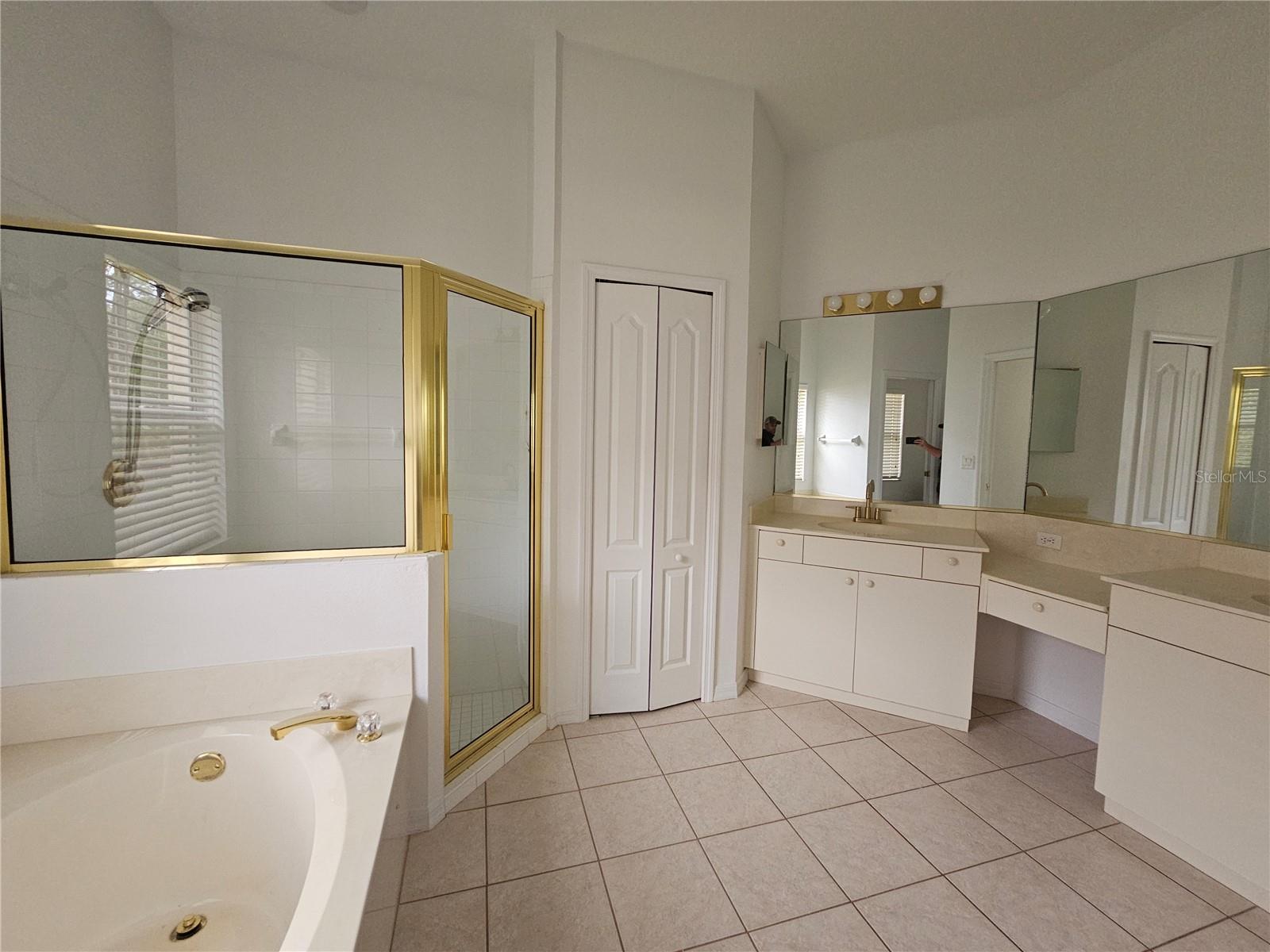 2097 WASATCH DR, SARASOTA, FL, 34235