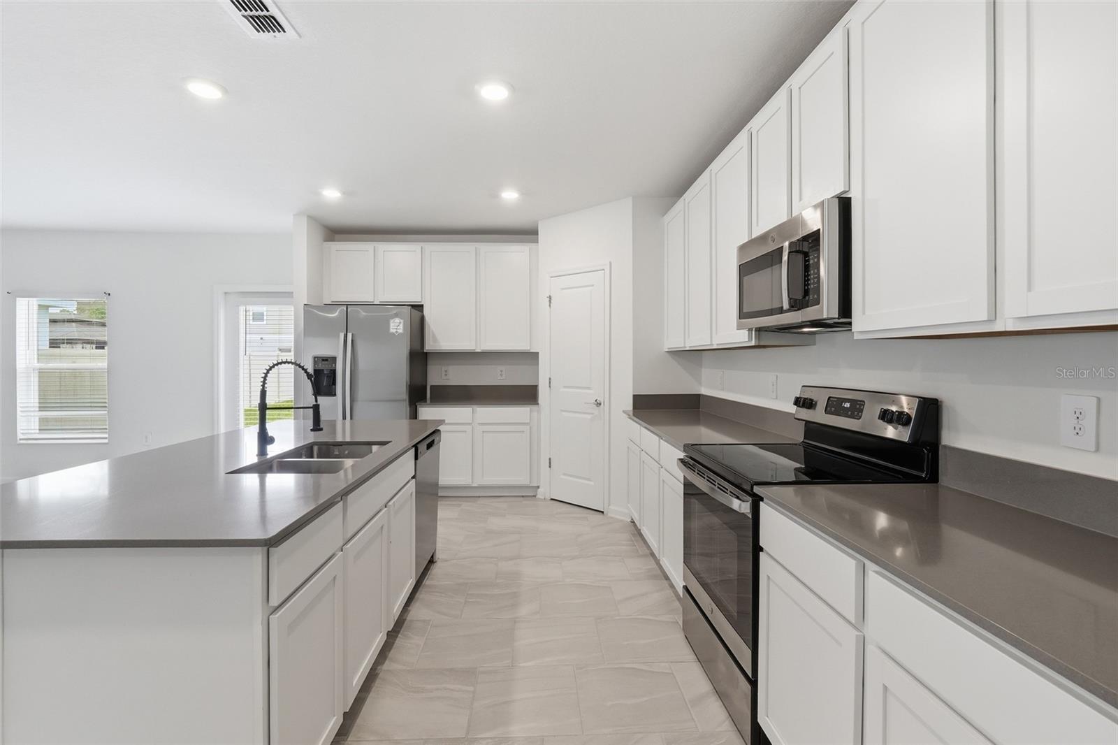 554 JETT LN, DAVENPORT, FL, 33837