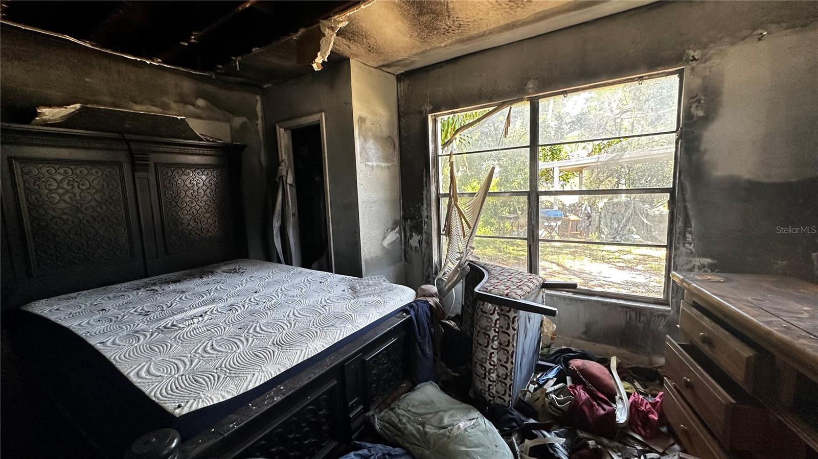 2401 17TH AVE S, ST PETERSBURG, FL, 33712