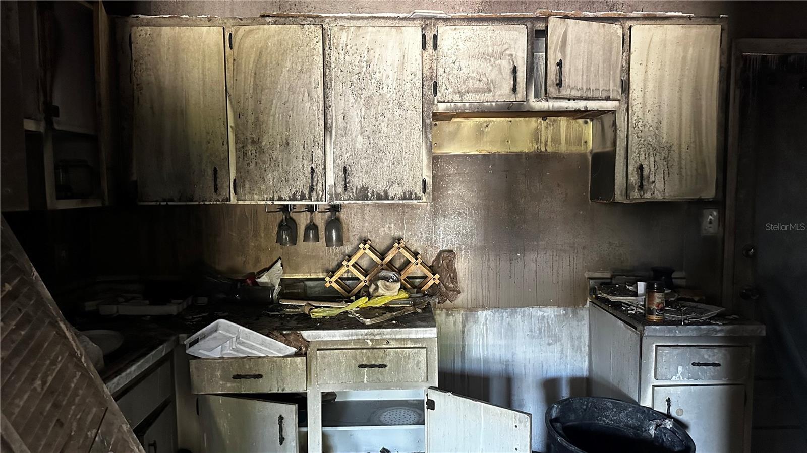 2401 17TH AVE S, ST PETERSBURG, FL, 33712