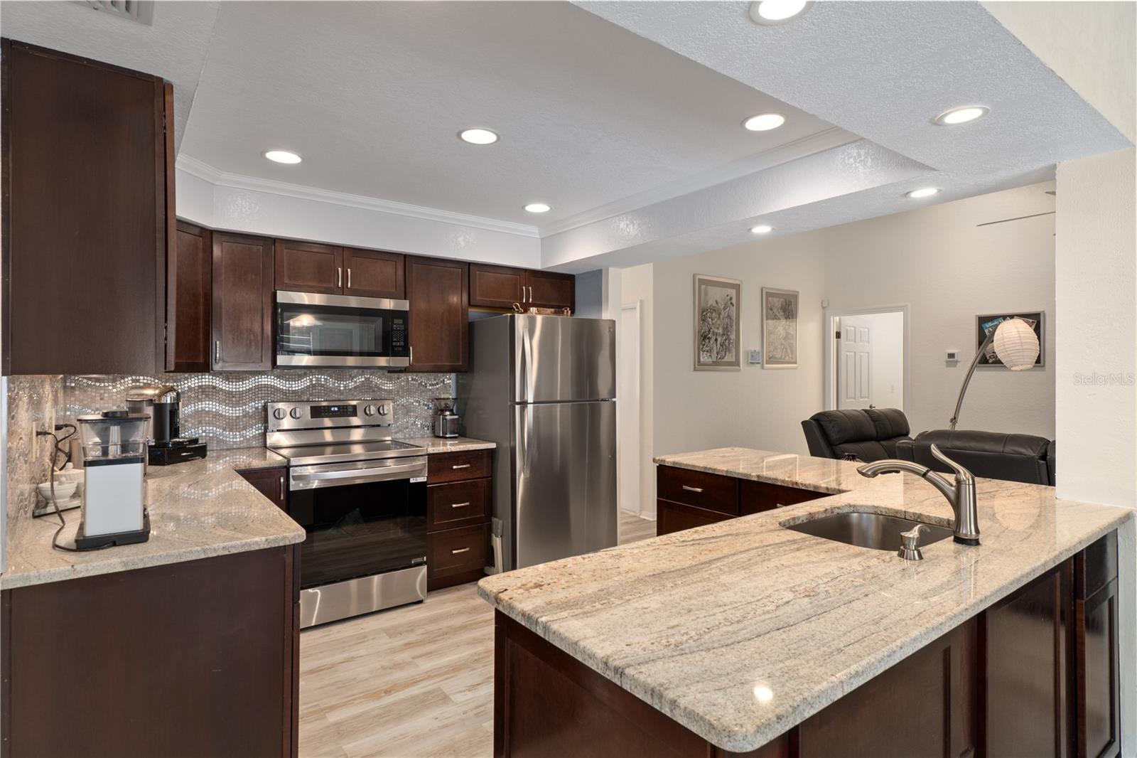 18652 AUTUMN LAKE BLVD, HUDSON, FL, 34667