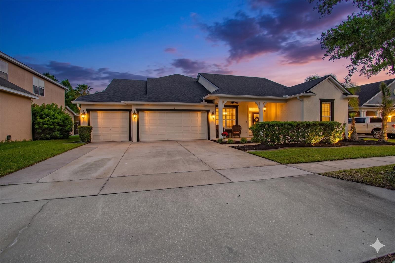 2243 THREE RIVERS DR, ORLANDO, FL, 32828