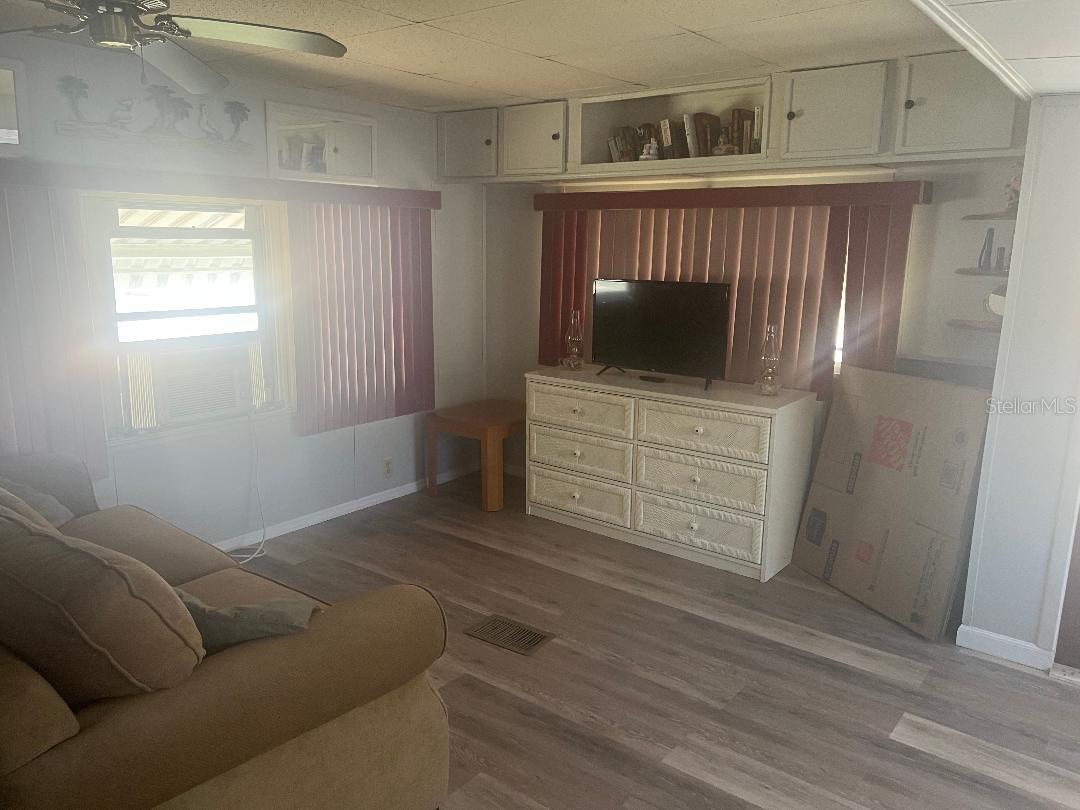 1949 HESS DR, HOLIDAY, FL, 34691