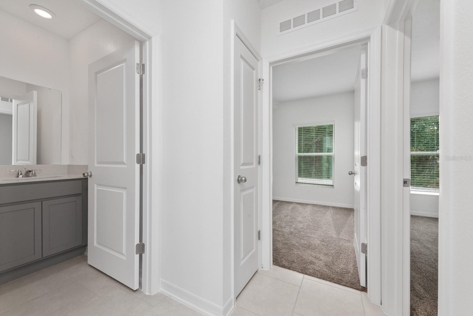 573 BELL PRAIRIE CIR, LAKE WALES, FL, 33859