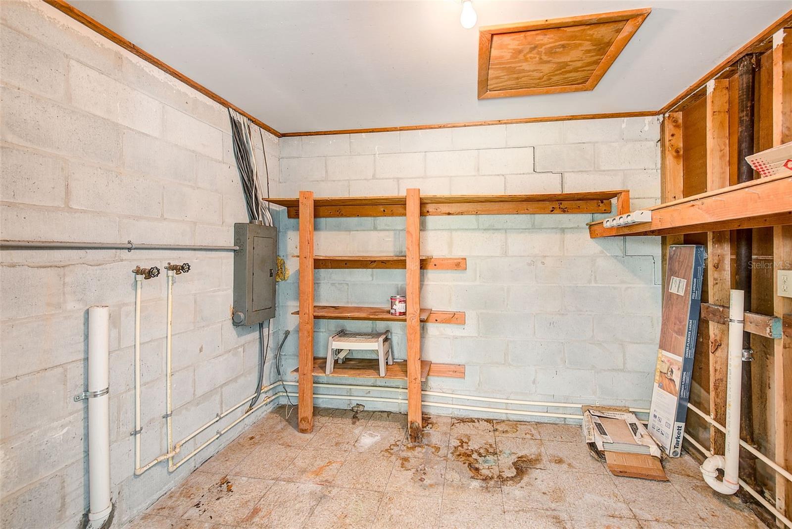 228 SKYWOOD DR, VALRICO, FL, 33594