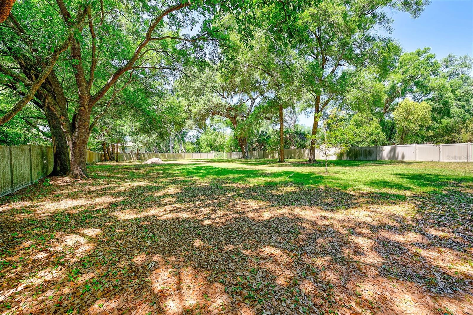 228 SKYWOOD DR, VALRICO, FL, 33594