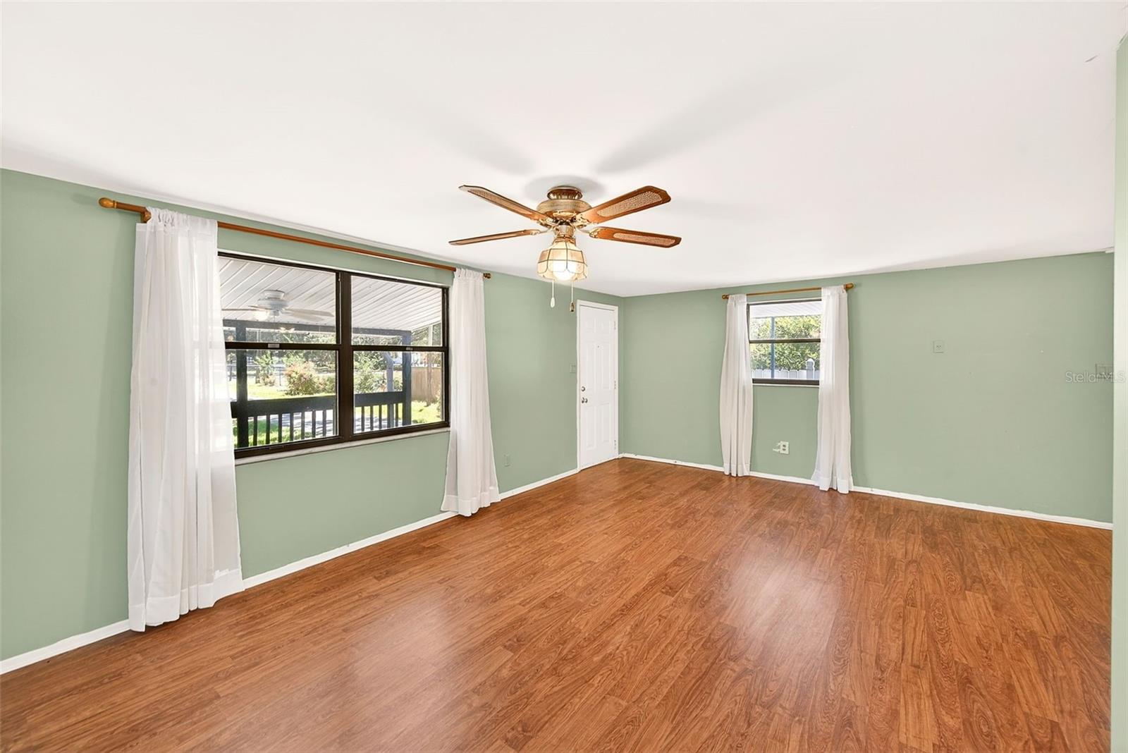 228 SKYWOOD DR, VALRICO, FL, 33594