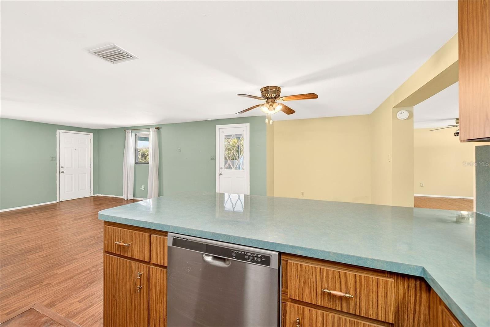 228 SKYWOOD DR, VALRICO, FL, 33594