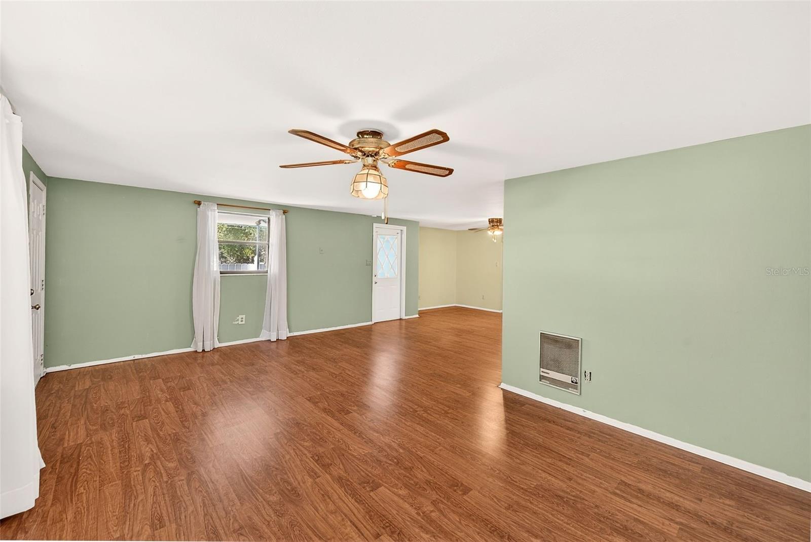 228 SKYWOOD DR, VALRICO, FL, 33594