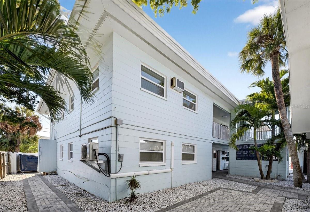 523 72ND AVE, ST PETE BEACH, FL, 33706