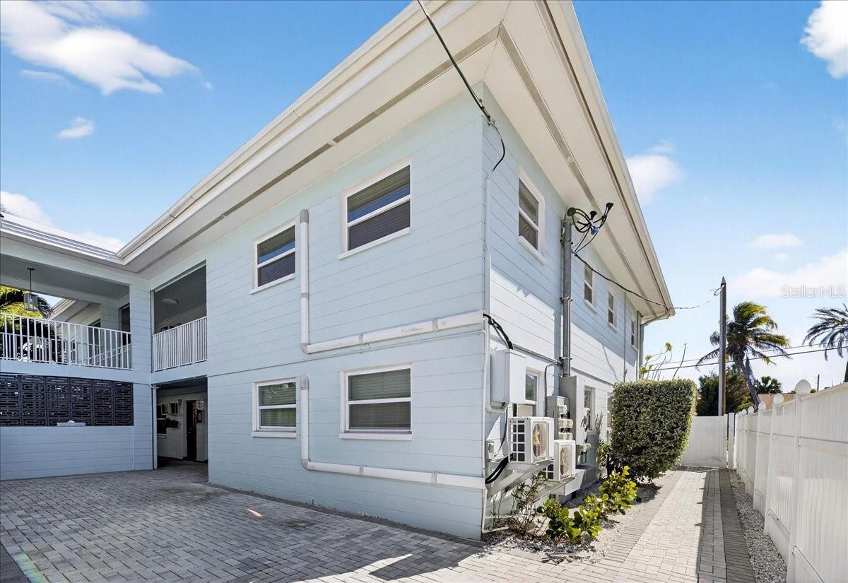 523 72ND AVE, ST PETE BEACH, FL, 33706