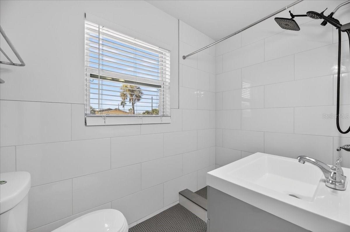 523 72ND AVE, ST PETE BEACH, FL, 33706