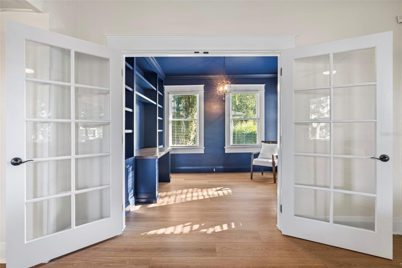 5709 N SUWANEE AVE, TAMPA, FL, 33604