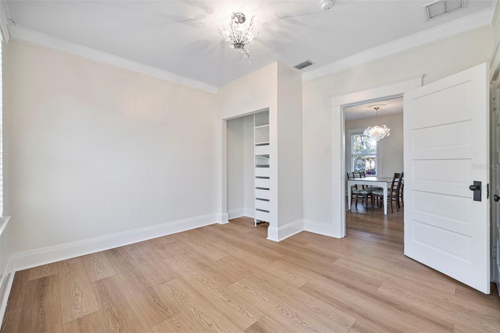 5709 N SUWANEE AVE, TAMPA, FL, 33604