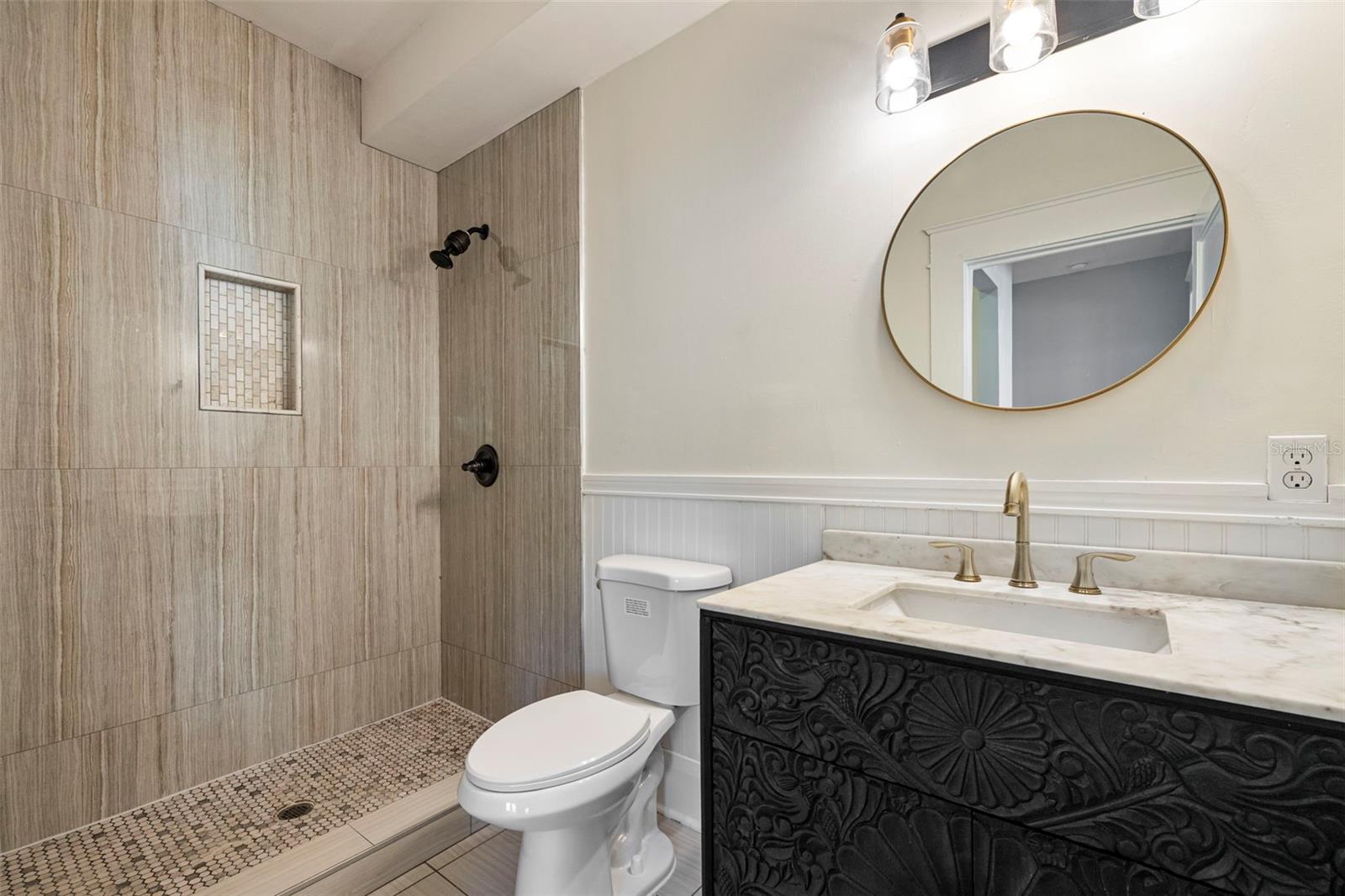 5709 N SUWANEE AVE, TAMPA, FL, 33604