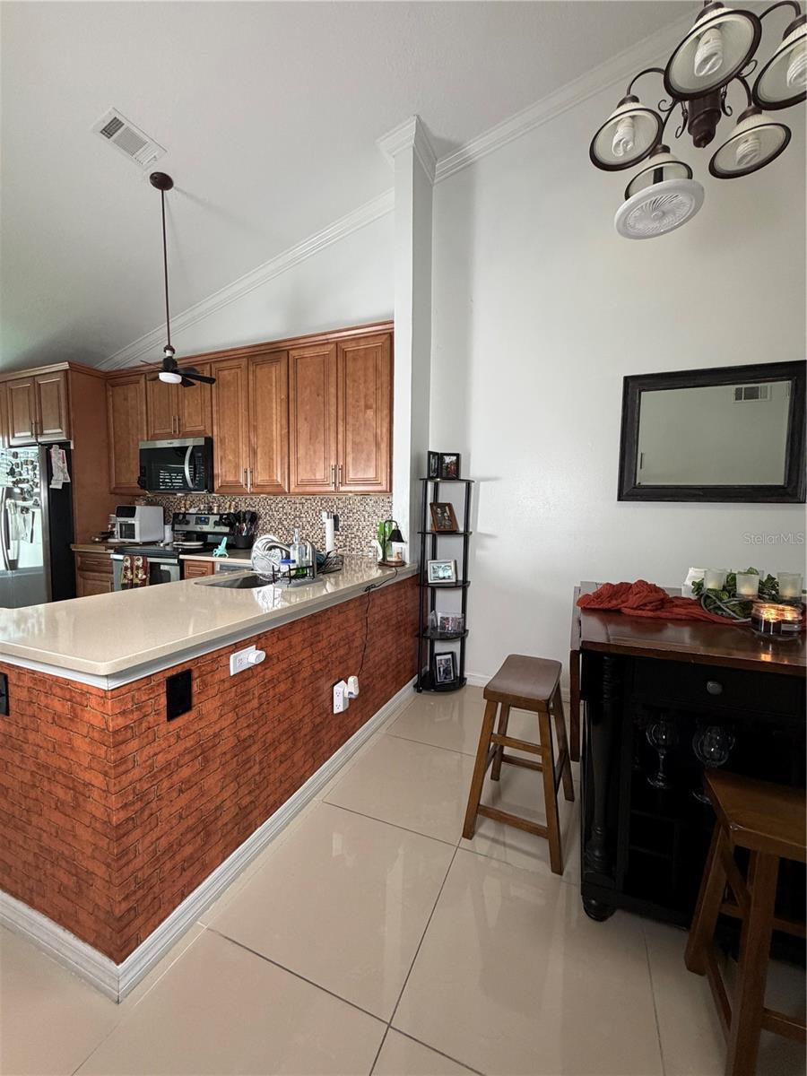 36 LAKEPOINTE CIR, KISSIMMEE, FL, 34743