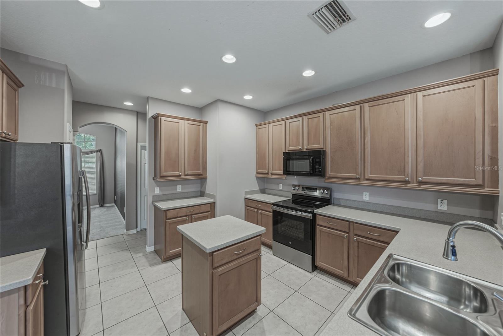 1603 GRAND HERITAGE BLVD, VALRICO, FL, 33594