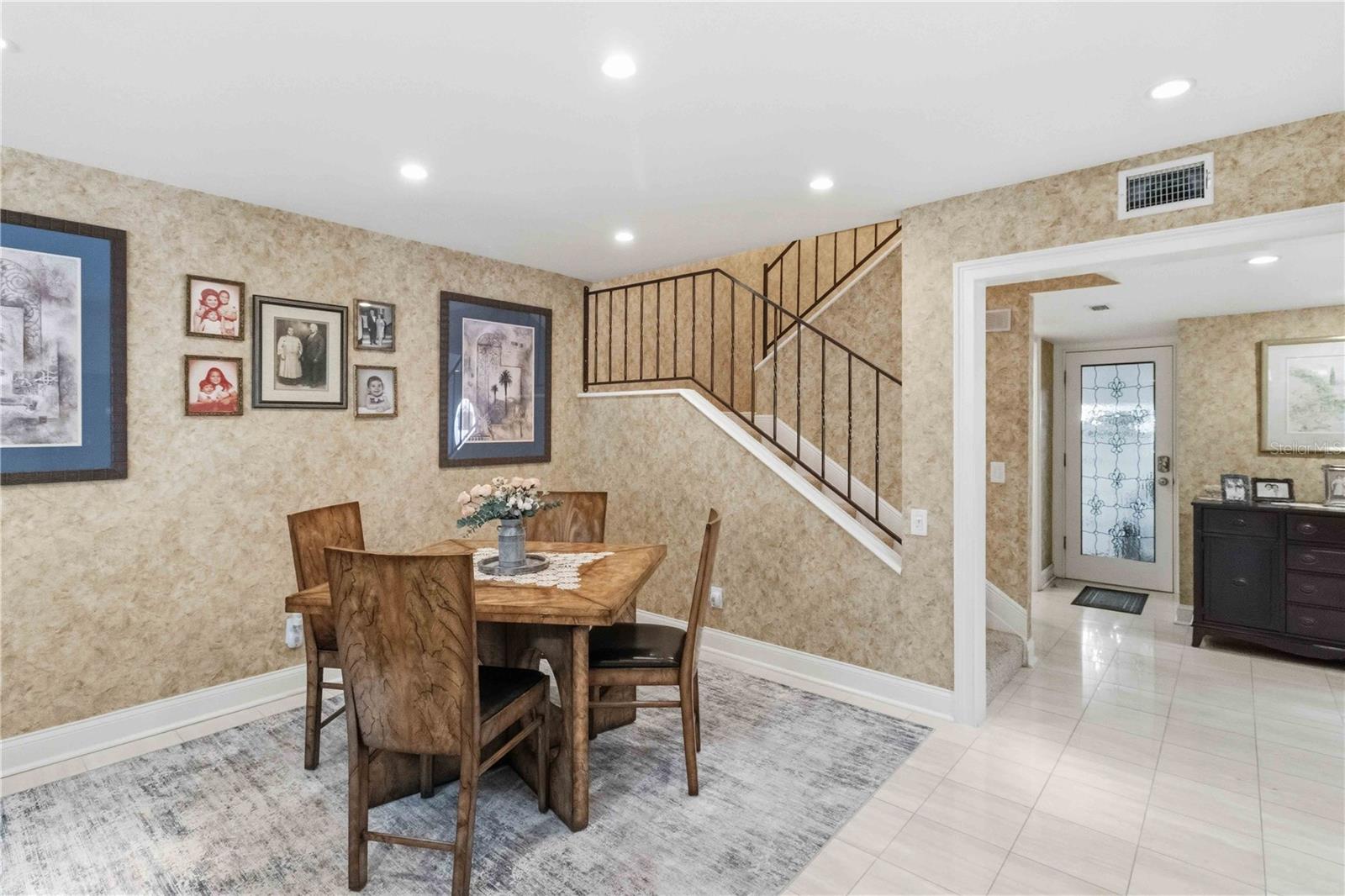 5414 S CRESCENT DR, TAMPA, FL, 33611