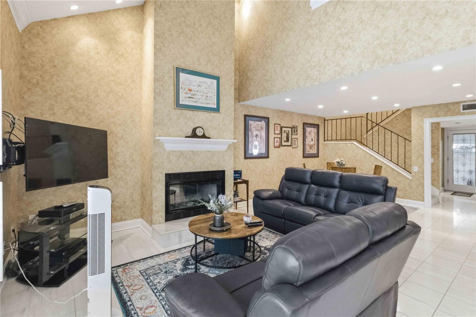 5414 S CRESCENT DR, TAMPA, FL, 33611