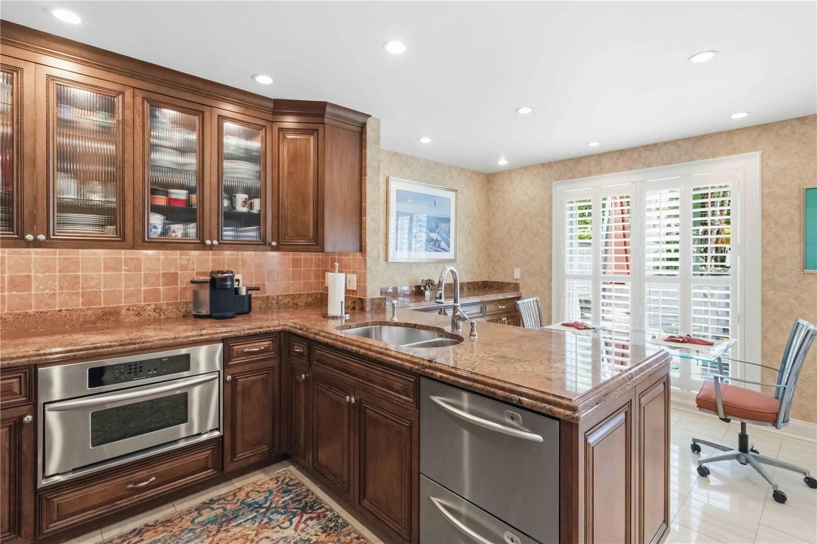 5414 S CRESCENT DR, TAMPA, FL, 33611