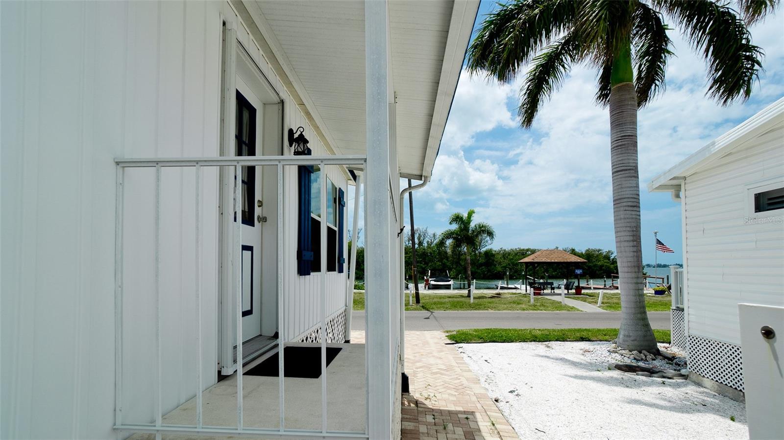 1 4TH ST, BRADENTON, FL, 34210