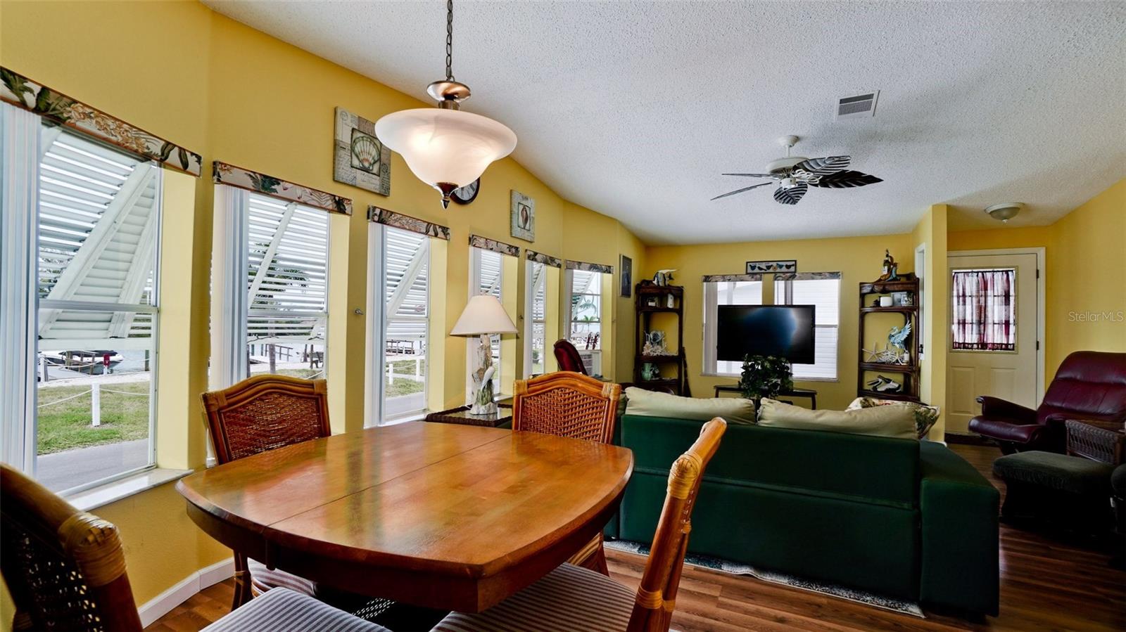 1 4TH ST, BRADENTON, FL, 34210