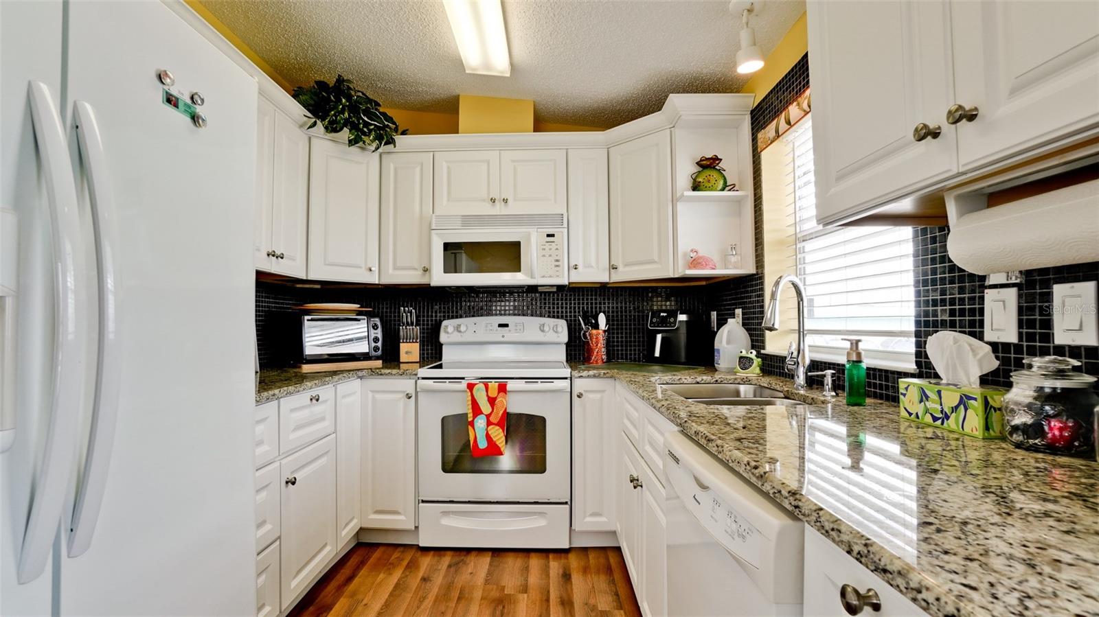 1 4TH ST, BRADENTON, FL, 34210