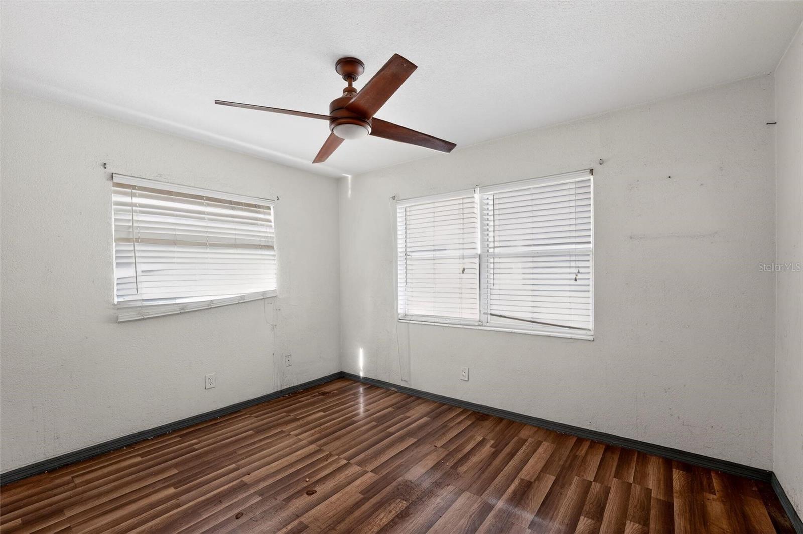 300 52ND ST S, ST PETERSBURG, FL, 33707