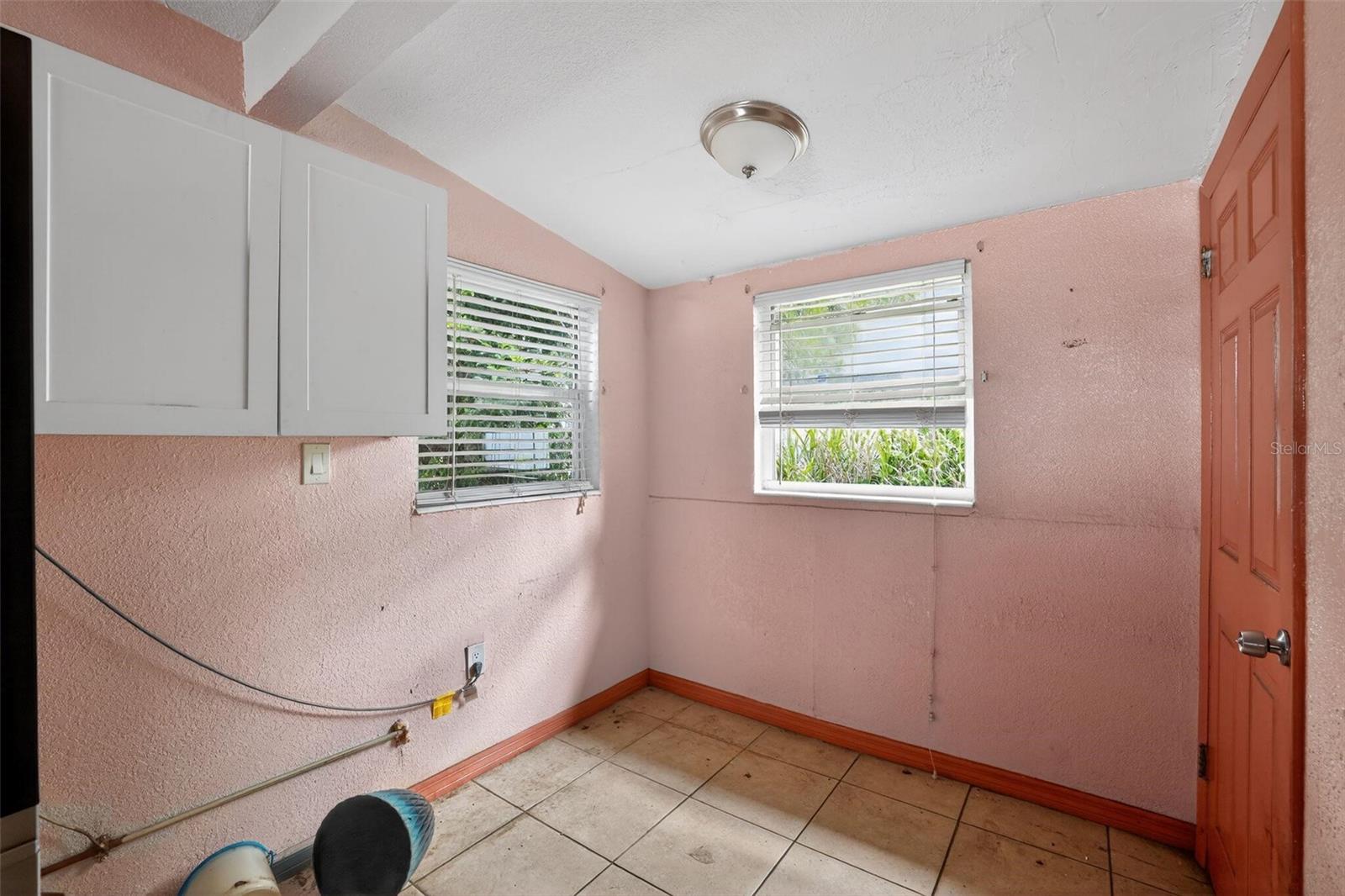 300 52ND ST S, ST PETERSBURG, FL, 33707