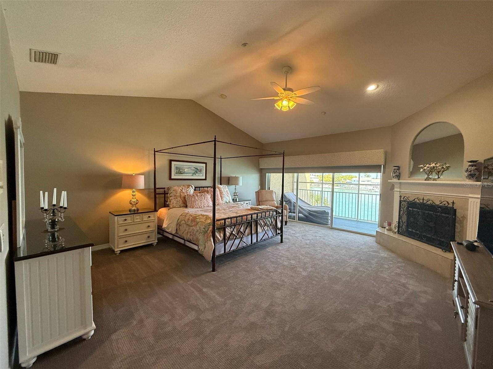 10067 GULF BLVD, TREASURE ISLAND, FL, 33706