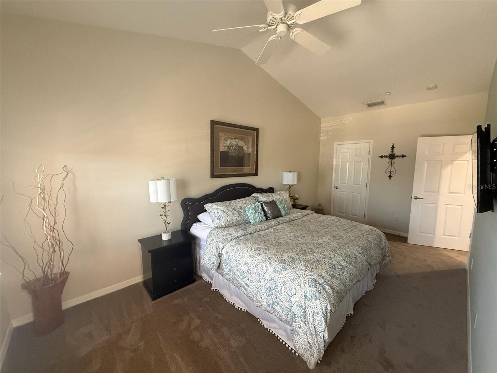 10067 GULF BLVD, TREASURE ISLAND, FL, 33706